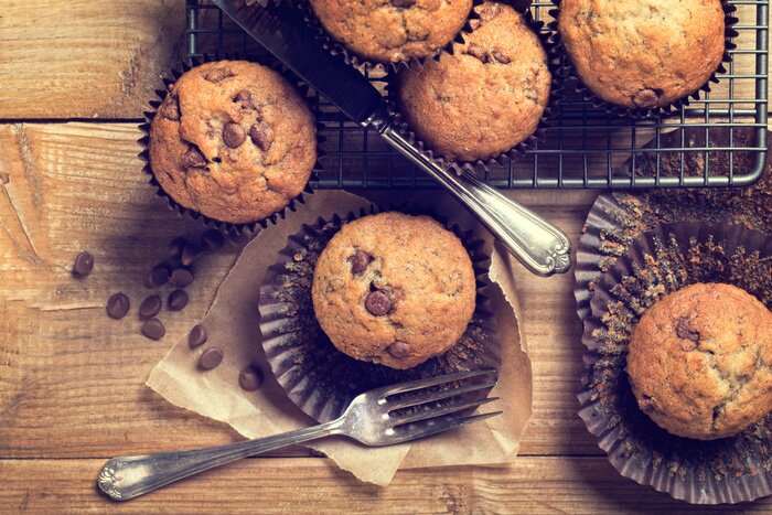 Bild Appetitliche Muffins am Tisch