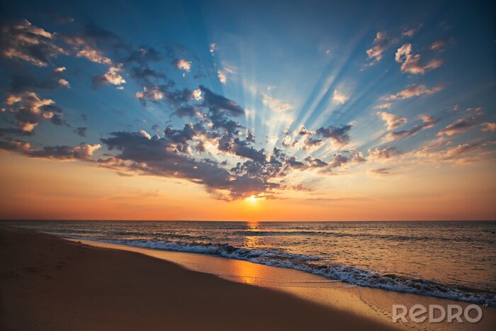 Bild Atemberaubender Sonnenuntergang am Meer