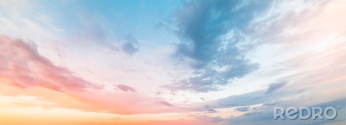 Bild Beautiful sunset sky. Nature sky backgrounds.