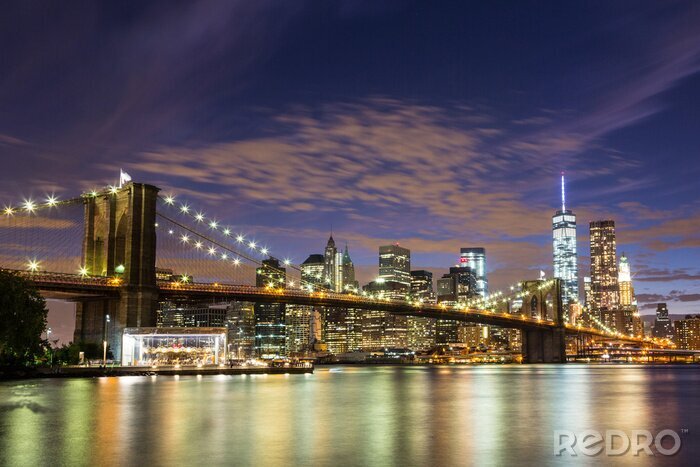 Bild Beleuchtete New Yorker Brücke