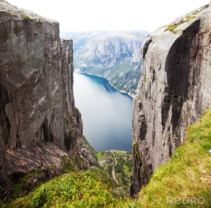 Bild Berge und norwegische Fjorde
