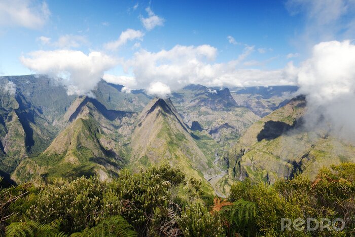 Bild Berggipfel in den Wolken