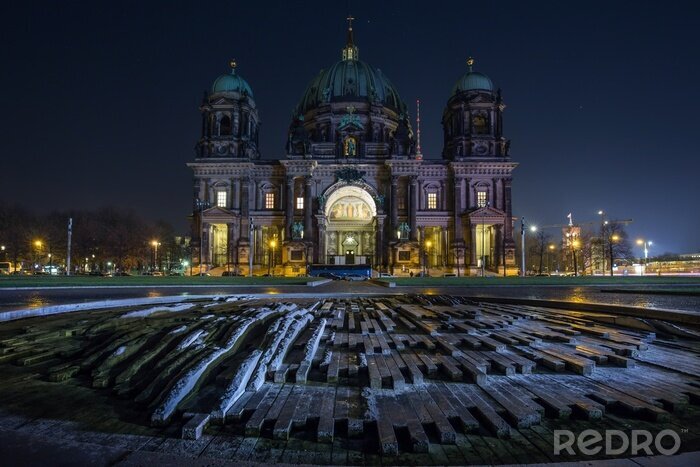 Bild Berliner bei Nacht Dom