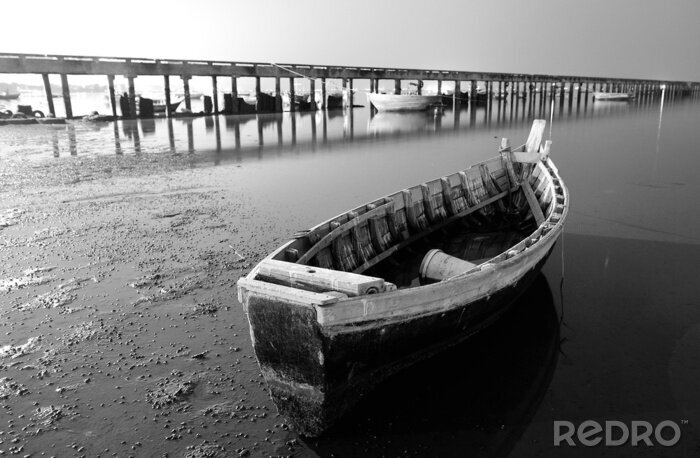 Bild Boot schwarz-weiß