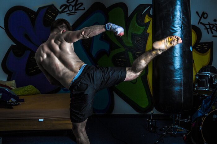 Bild Boxer bei dem Sandsack