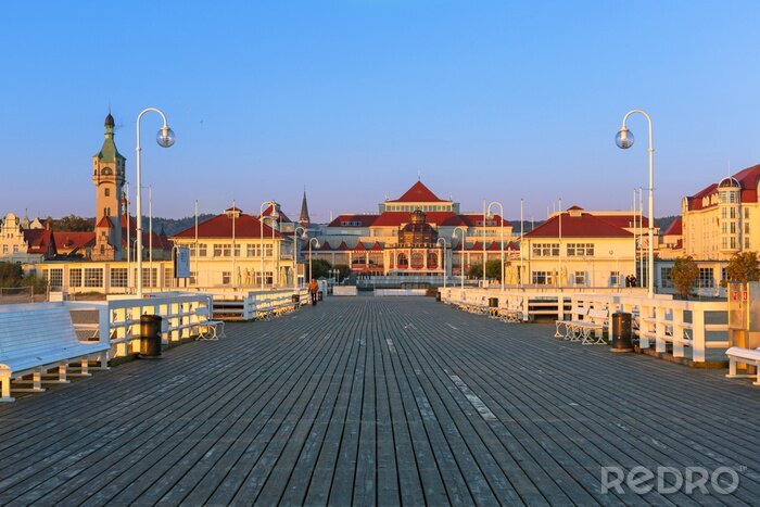 Bild Breite Mole mit Stadthintergrund