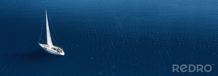 Bild Breitwandaufnahme von Segelboot