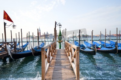 Bild Brücke zur venezianischen Gondel
