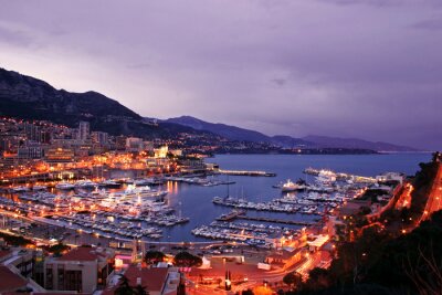 Dämmerung über Panorama von Monaco