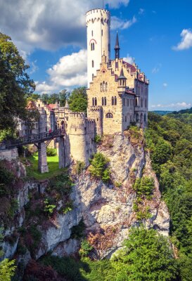 Deutsche Landschaft mit Schloss