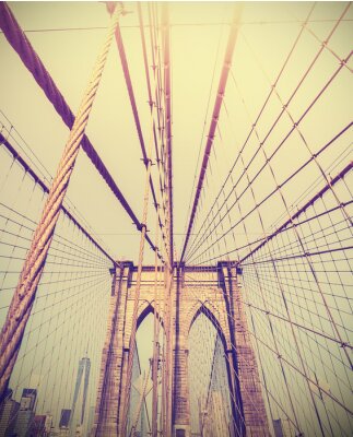 Die Bögen der Brooklyn Bridge in New York City