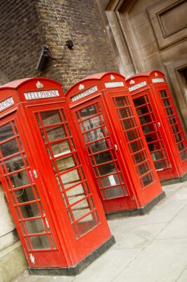 Drei Telefonzellen Telephone in London
