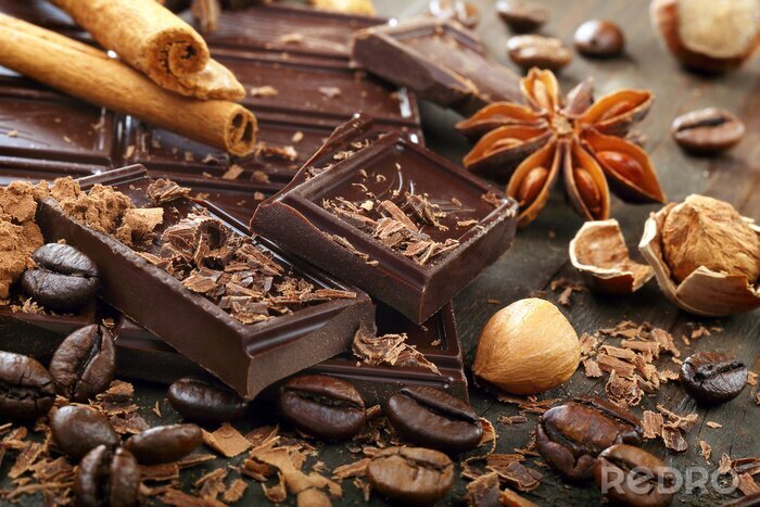 Bild Dunkle Schokolade mit Zusätzen