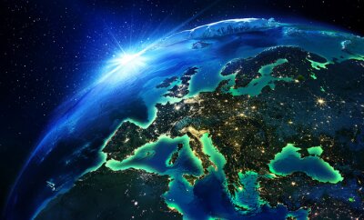 Europa vom Weltraum aus bei Nacht