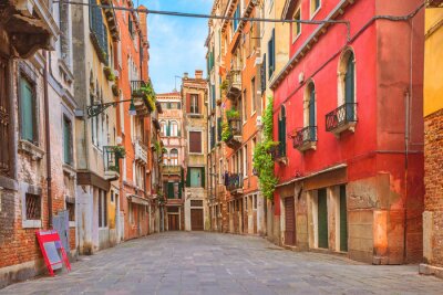 Bild Farbenfrohe Häuser in Venedig