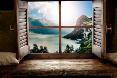 Bild Fenster in einer Hochlandhütte