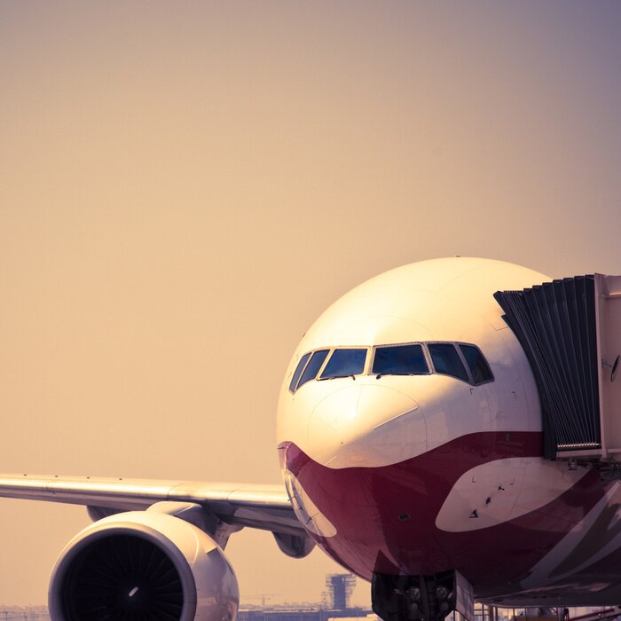 Bild Flugzeug von vorne gesehen