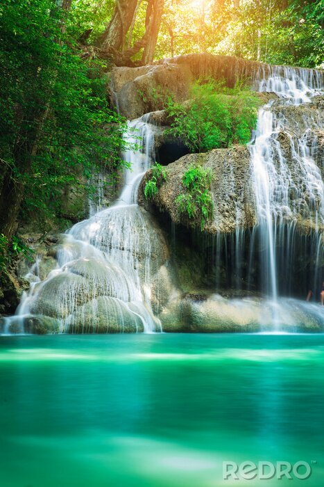 Bild Foto eines Wasserfalls in Thailand