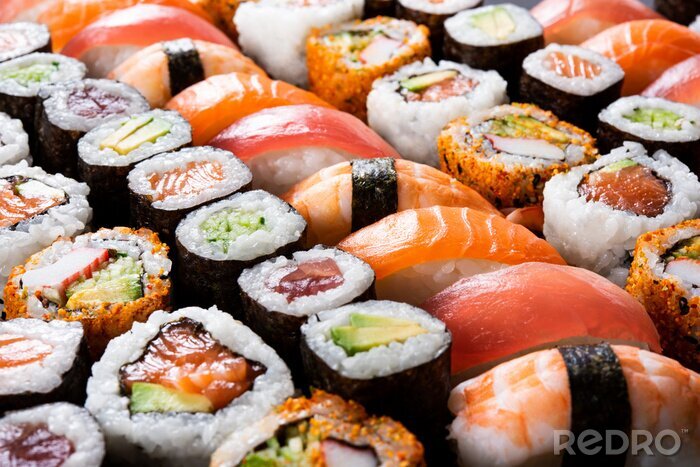Bild Frisch zubereitetes Sushi