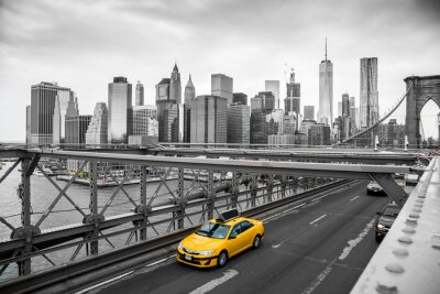 Bild Gelbes Taxi auf Brooklyn Bridge