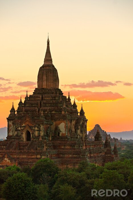 Bild Historische Architektur am Berggipfel