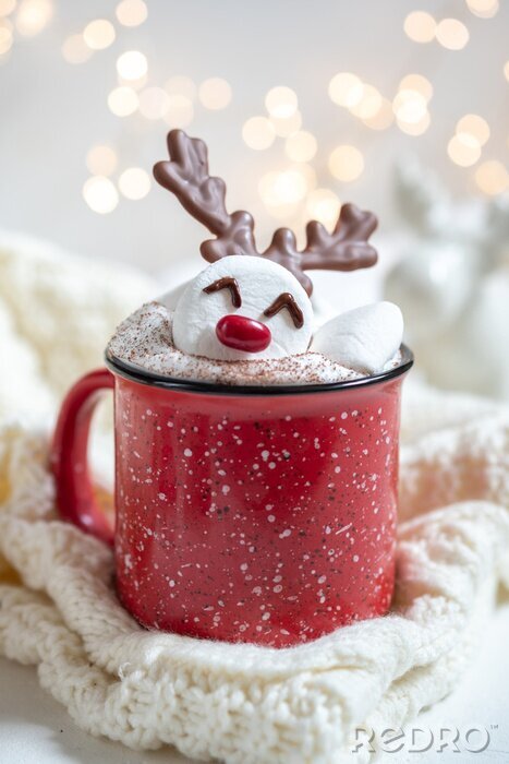 Bild Hot chocolate with melted marshmallow snowman