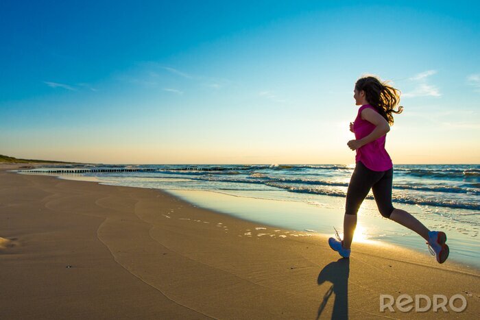 Bild Jogging auf sonnigem Strand