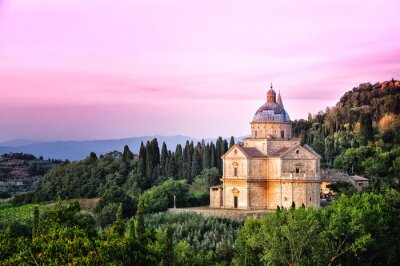 Kirche Madonna di San Biagio in Montepulciano bei Sonnenuntergang