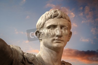 Bild Klassische Skulptur von Trajan