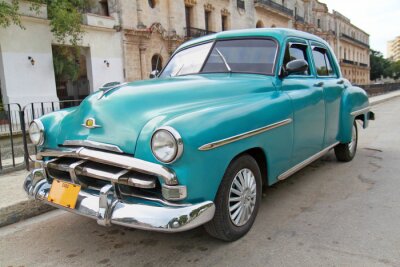 Klassisches Fahrzeug in Kuba