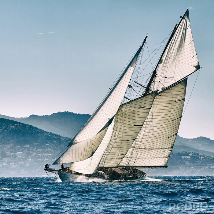 Bild Klassisches Segelboot
