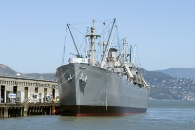 Bild Kriegsschiff im Dock