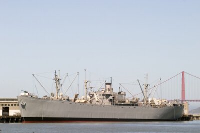 Bild Kriegsschiff von der Seite gesehen