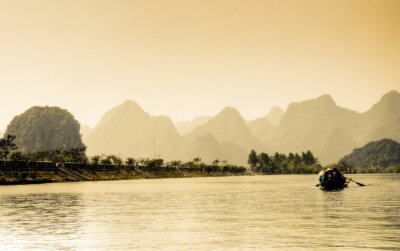 Bild Landschaft des breiten Flusses in Vietnam