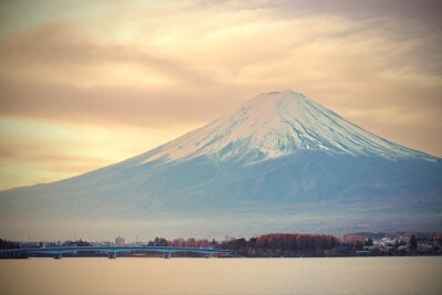 Bild Landschaft mit Fuji-Berg