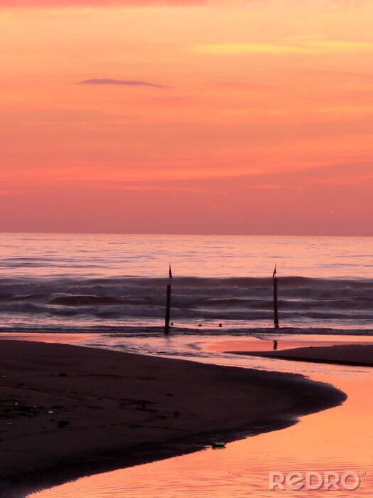 Bild Landschaft mit rosa Himmel