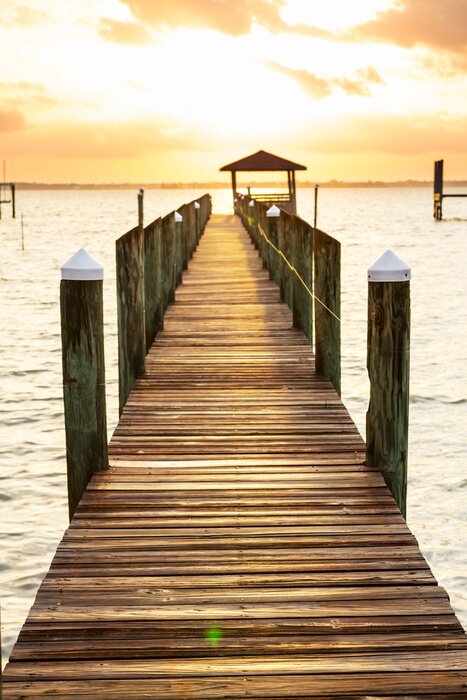 Bild Langer Holzsteg