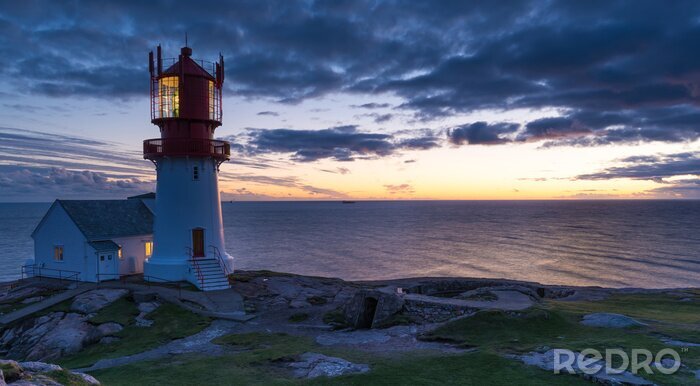 Bild Leuchtturm am glatten Meer