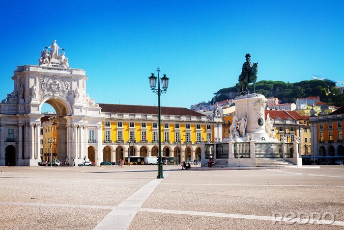 Bild Lissabonner Platz an einem schönen Tag