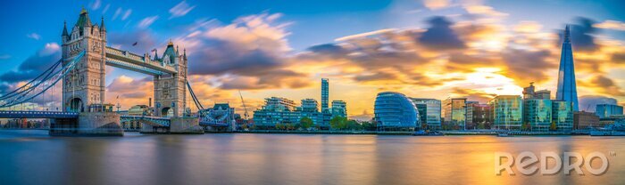 Bild London Skyline und Tower Bridge