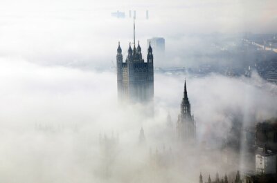Londons Architektur im Nebel