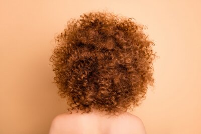 Bild Mädchen mit dem roten lockigen Haar