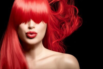 Bild Mädchen mit kräftig rotem Haar