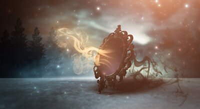 Magischer Spiegel im Wald