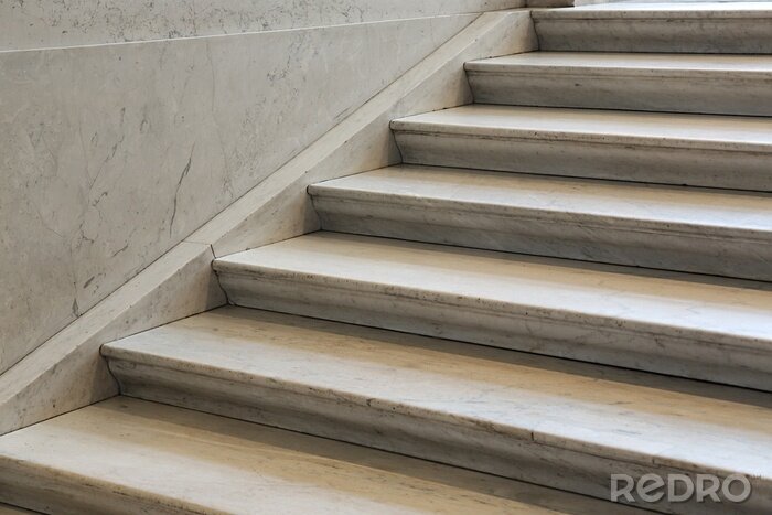 Bild Marmorimitation auf einer Treppe