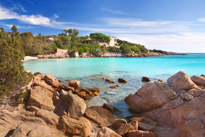 Bild Mediterrane Landschaft mit türkisfarbenem Wasser