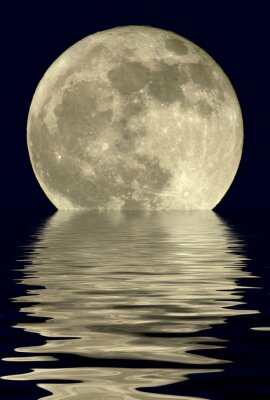 Bild Mond spiegelt sich im See