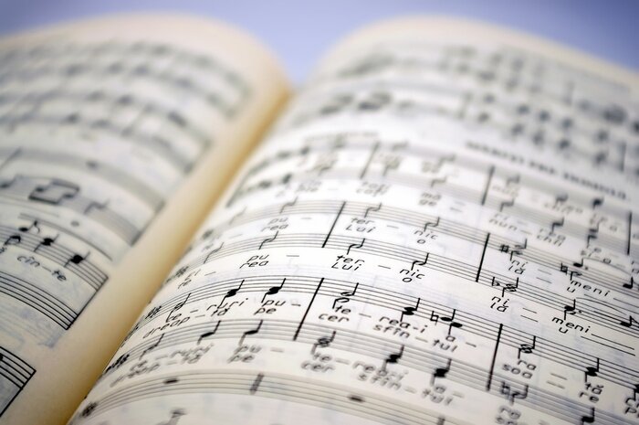 Bild Noten im Musikbuch