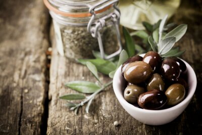 Bild Oliven in einer kleinen Schale