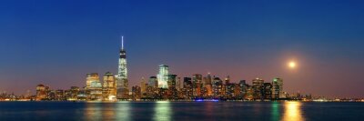 Panorama von New York City und Mond